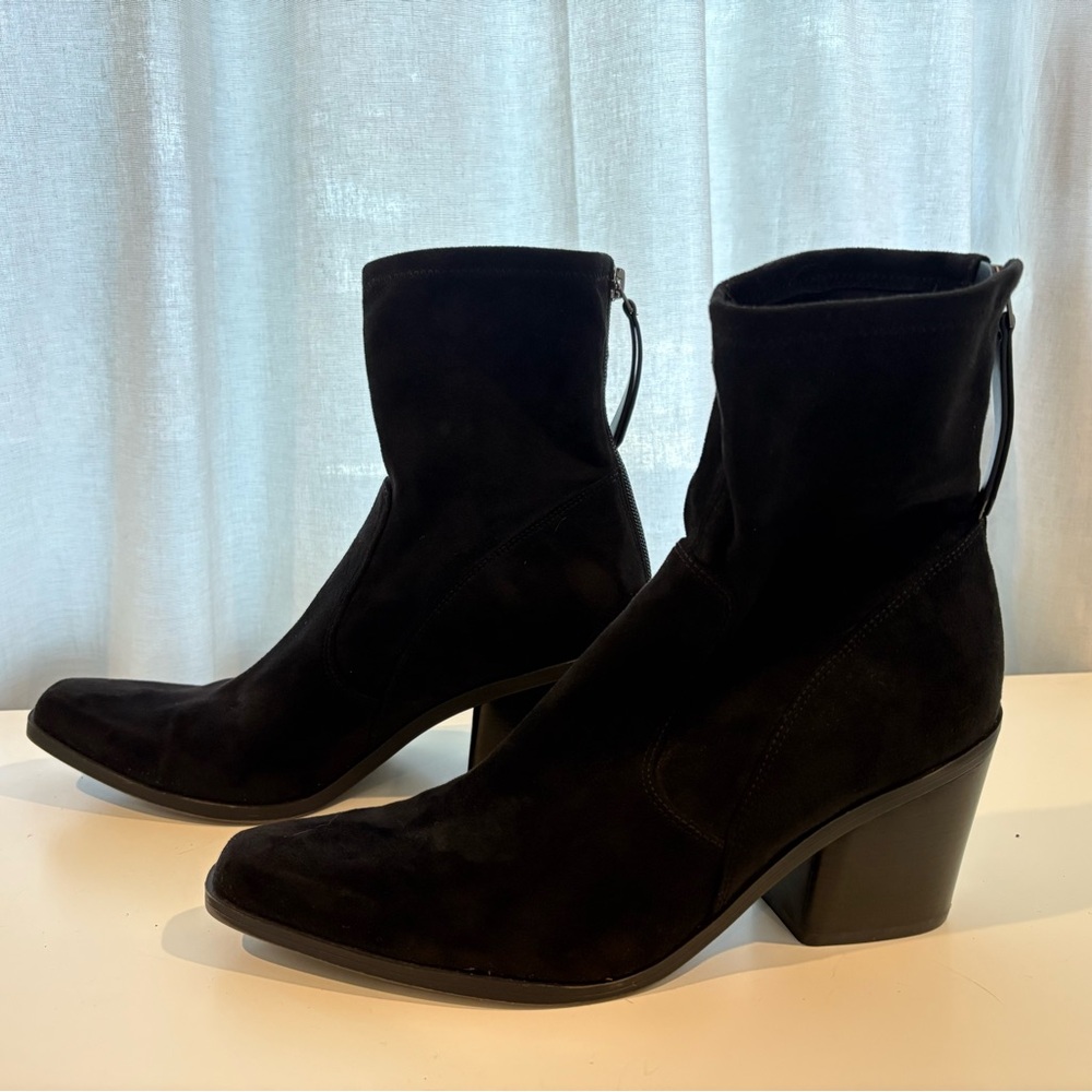 Naturalizer Soft Suede Black Ankle Boot